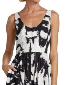 Alexander McQueen Graffiti Print Cotton Midi-Dress -Alexander McQueen Elegant store unnamed file 1157