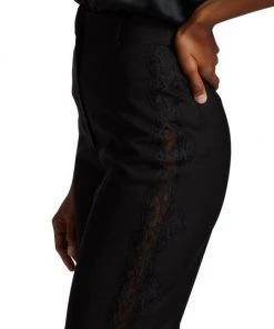 Alexander McQueen Lace-Trimmed Wool Trousers 10 Alexander McQueen Lace-Trimmed Wool Trousers -Alexander McQueen Elegant store unnamed file 1308