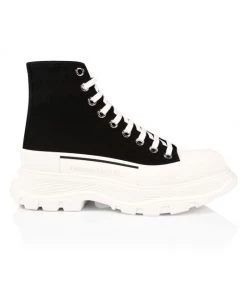 Alexander McQueen Tread Slick Boots For Men Black