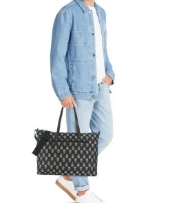 Alexander McQueen Skull Zipped Shopper Tote Bag For Men 6 Alexander McQueen Skull Zipped Shopper Tote Bag For Men -Alexander McQueen Elegant store unnamed file 1403