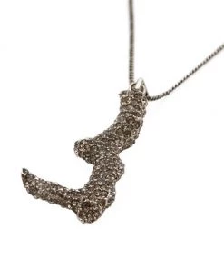 Alexander McQueen Corallo Rhinestone Pavé & Brass Necklace 5 Alexander McQueen Corallo Rhinestone Pavé & Brass Necklace -Alexander McQueen Elegant store unnamed file 1837