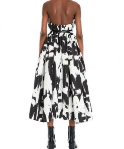 Alexander McQueen Strapless Fit & Flare Graffiti-Logo Gown -Alexander McQueen Elegant store unnamed file 2360