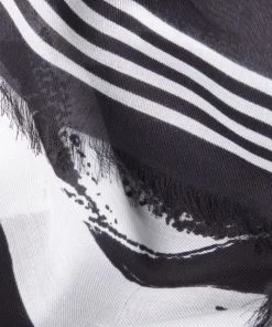 Alexander McQueen Allover Graffiti Wool Scarf -Alexander McQueen Elegant store unnamed file 2417