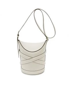 Alexander McQueen Elegant store 16 Alexander McQueen Curve Leather Bucket Bag For Men White