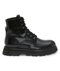 Alexander McQueen Wander Leather Combat Boots