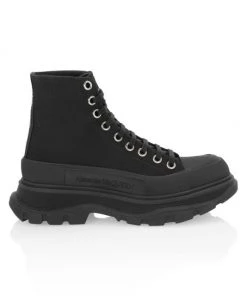 Alexander McQueen Tread Slick Lace-Up Boots