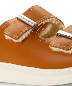 Alexander McQueen Hybrid Shearling-Lined Leather Sandals -Alexander McQueen Elegant store unnamed file 3558
